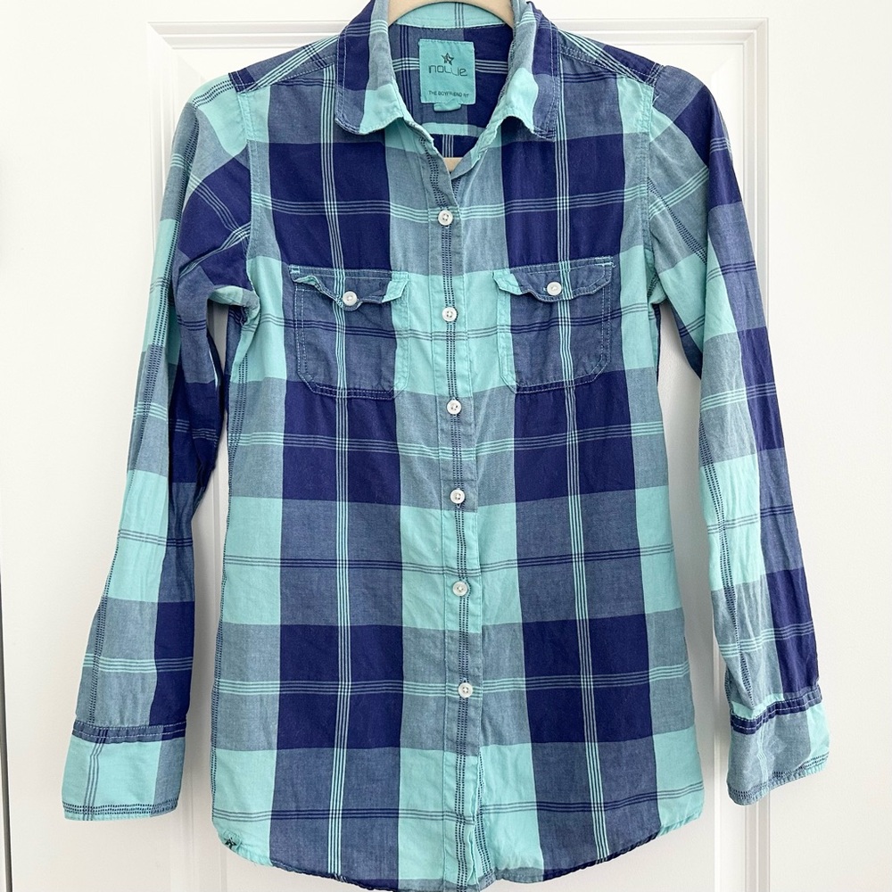 Nollie Y2K Boyfriend Fit Blue Lightweight Plaid Long Sleeve Button Down Shirt